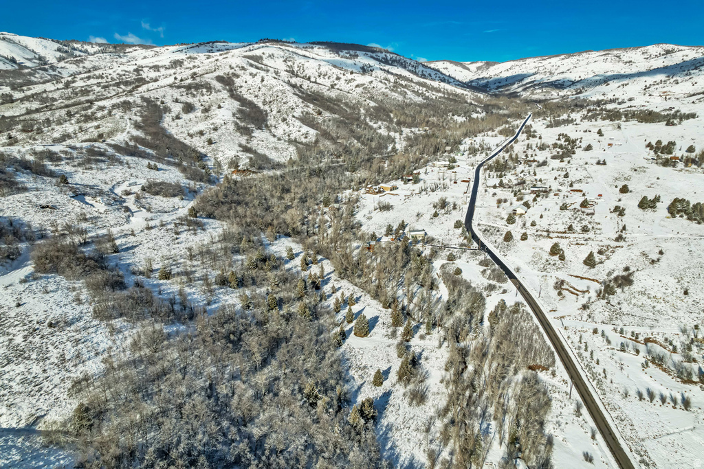 2727  EVERGREEN DR Huntsville, UT 84317