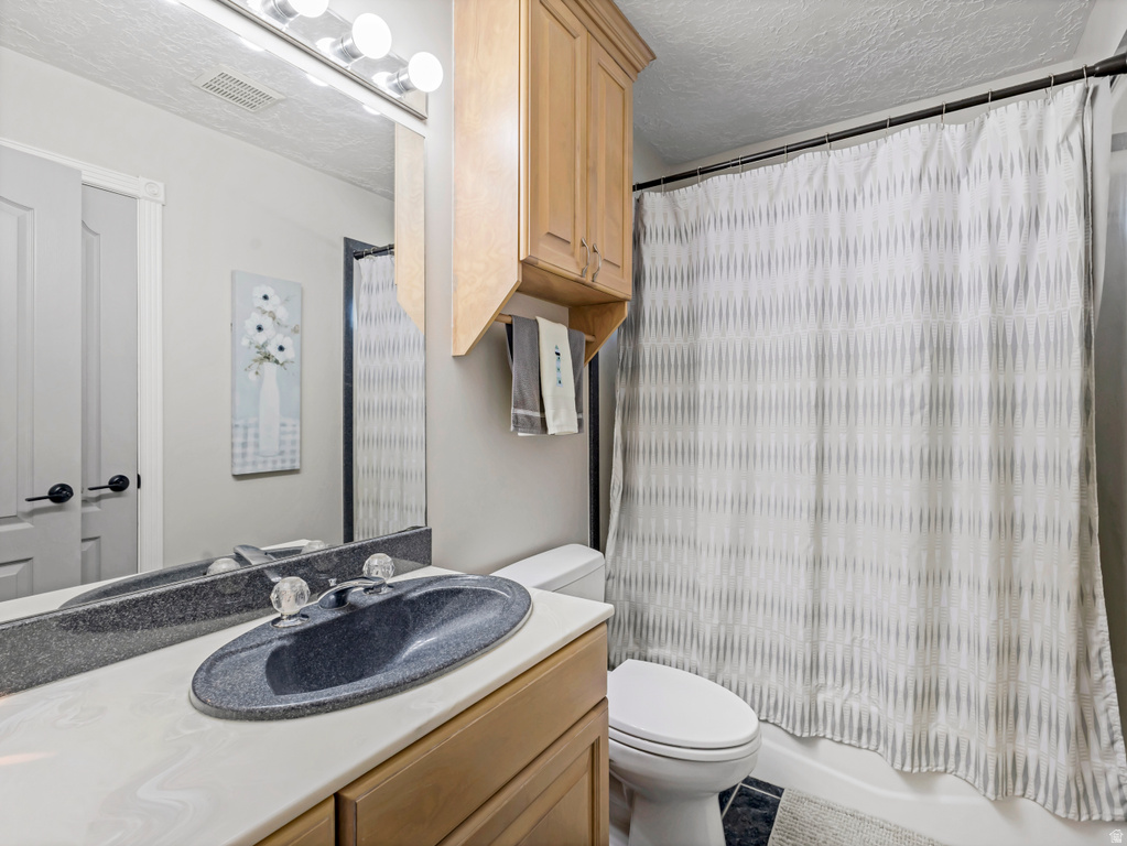 1137 W 2500 S Syracuse, UT 84075