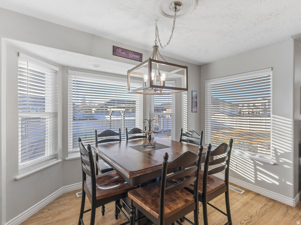 1137 W 2500 S Syracuse, UT 84075