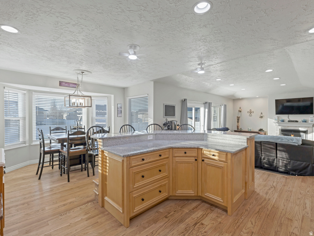 1137 W 2500 S Syracuse, UT 84075