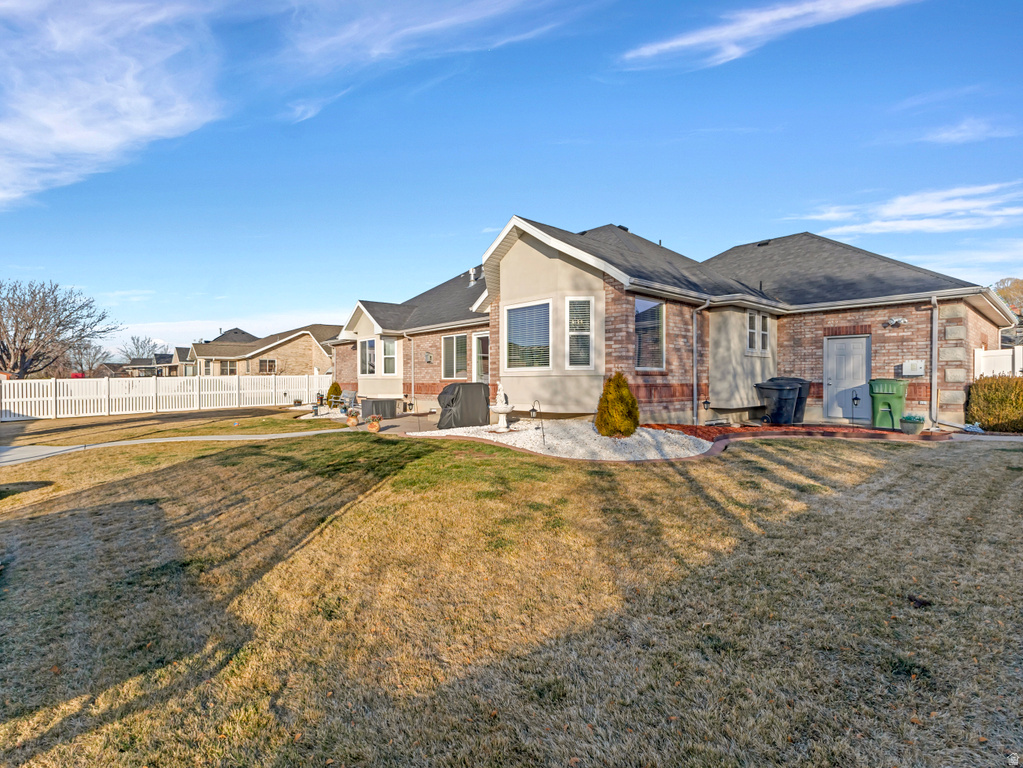 1137 W 2500 S Syracuse, UT 84075