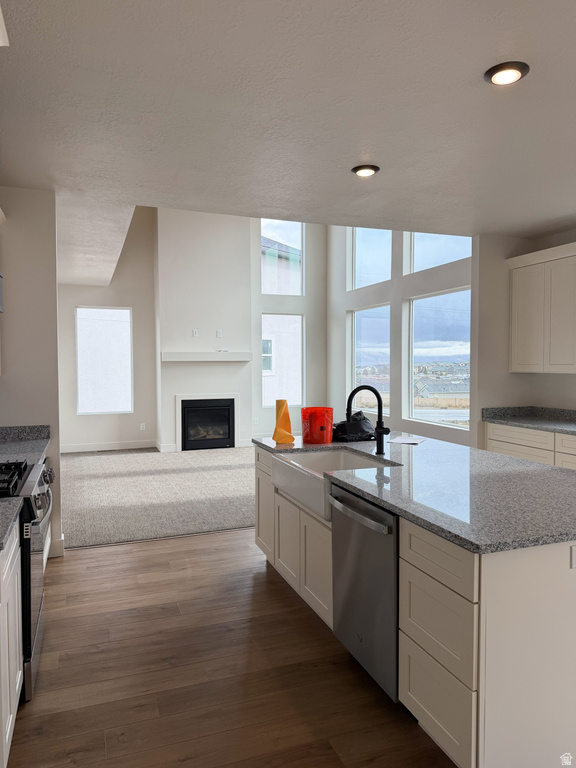 6933 S FARNSWORTH #317 West Jordan, UT 84081