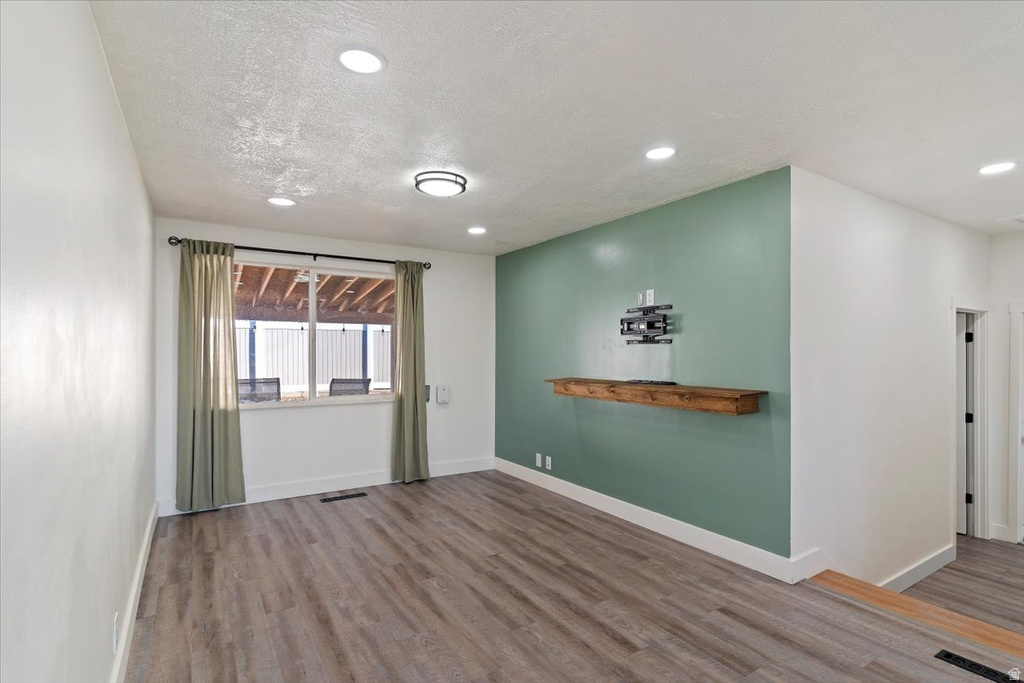 1168 N 250 W Sunset, UT 84015