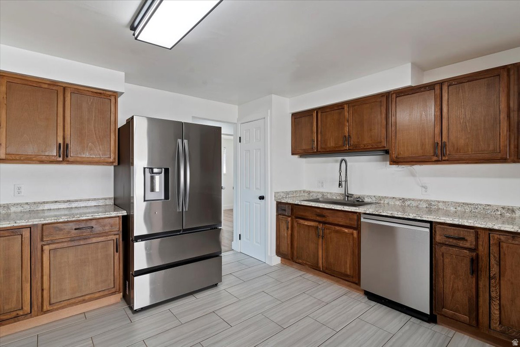 1168 N 250 W Sunset, UT 84015