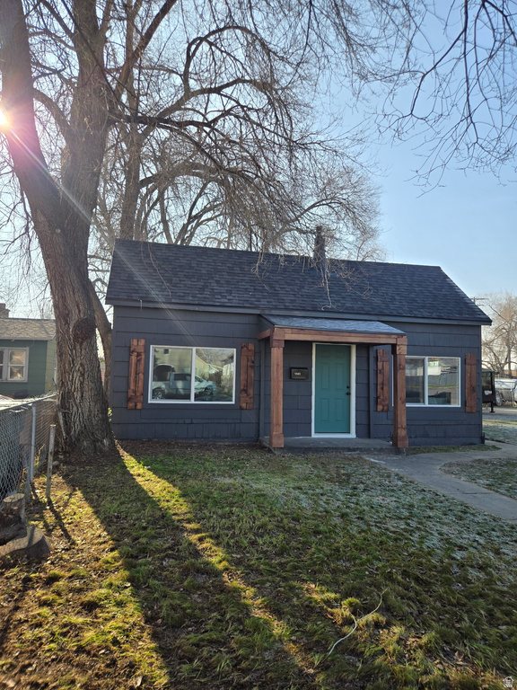 1563 W INDIANA AVE Salt Lake City, UT 84104