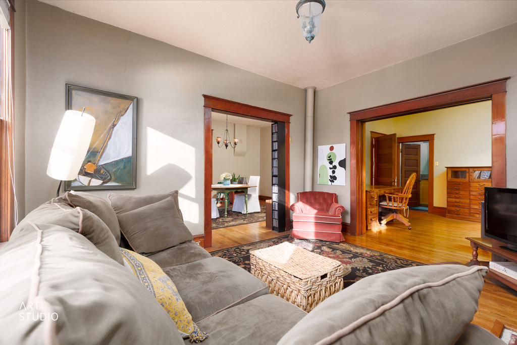 959 E BRYAN AVE Salt Lake City, UT 84105