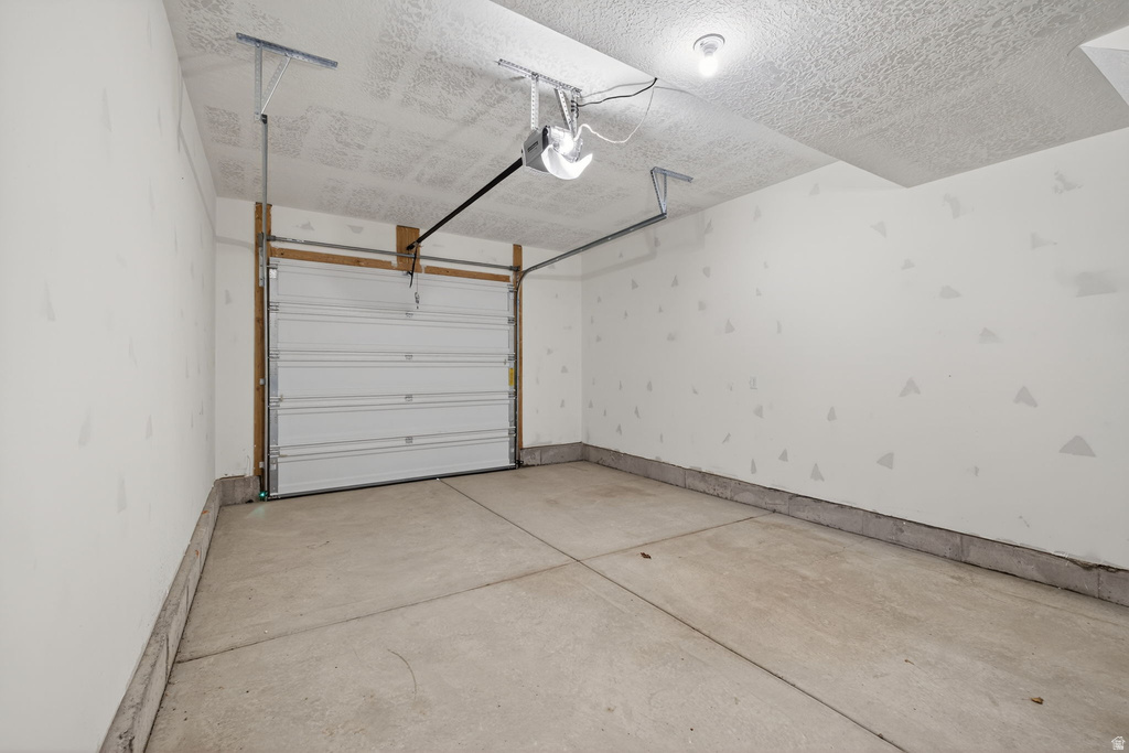 12653 S DANSIE OAKS DR #301 Herriman, UT 84096