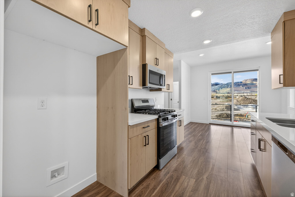 12653 S DANSIE OAKS DR #301 Herriman, UT 84096