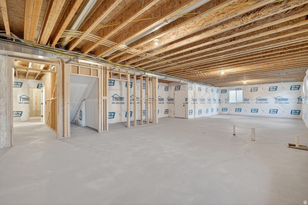 890 N WHIPPLE DR Lehi, UT 84043