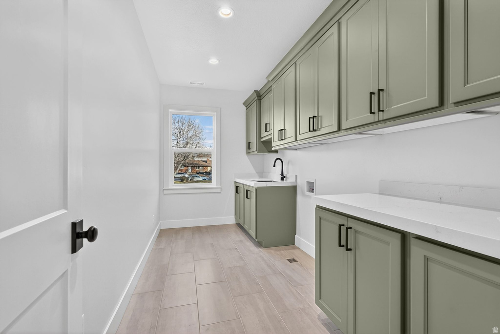 890 N WHIPPLE DR Lehi, UT 84043