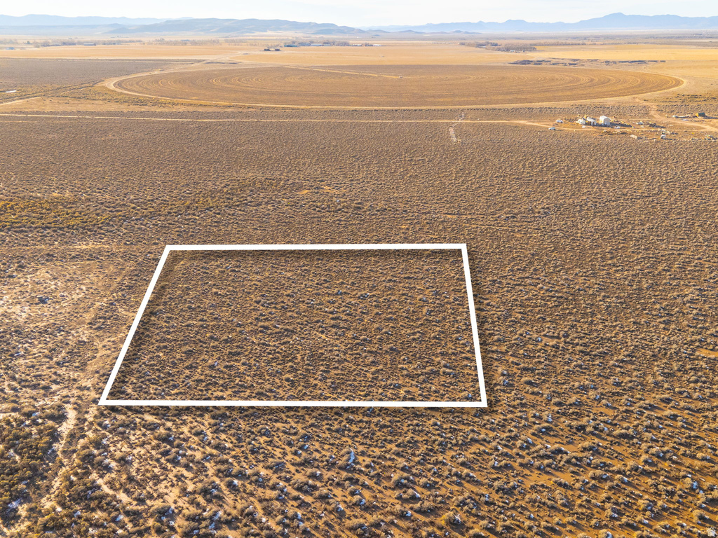 1427 E 950 N Beryl, UT 84714