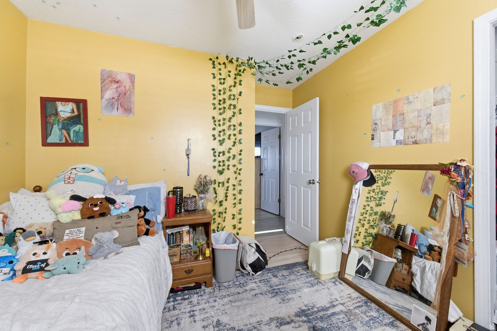 1955 S STONEY MOUNTAIN DR Lake Point, UT 84074