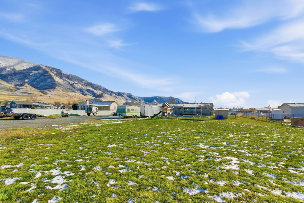 1955 S STONEY MOUNTAIN DR Lake Point, UT 84074