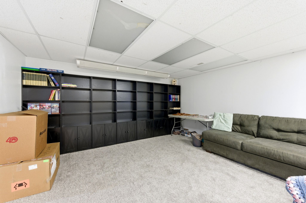 1955 S STONEY MOUNTAIN DR Lake Point, UT 84074