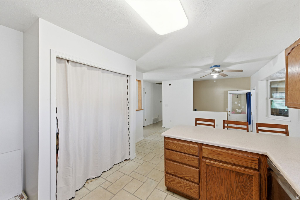 1955 S STONEY MOUNTAIN DR Lake Point, UT 84074