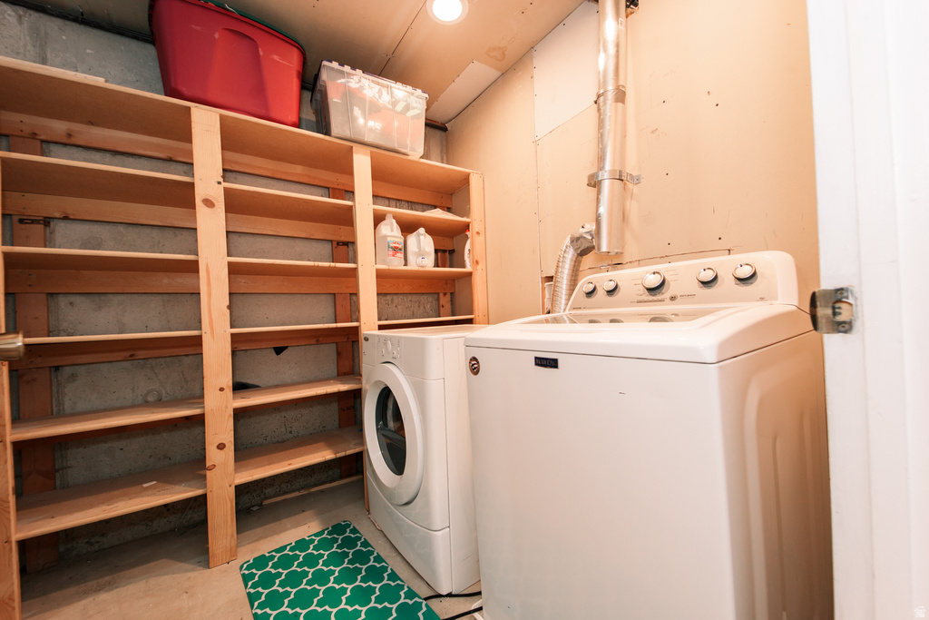 935 W 360 RES Orem, UT 84058