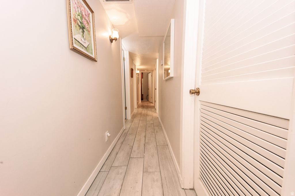 935 W 360 RES Orem, UT 84058