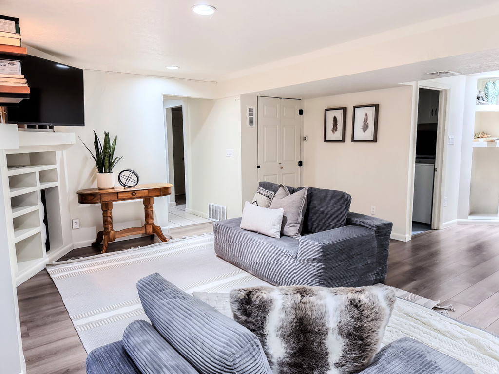 1545 E 975 N Layton, UT 84040