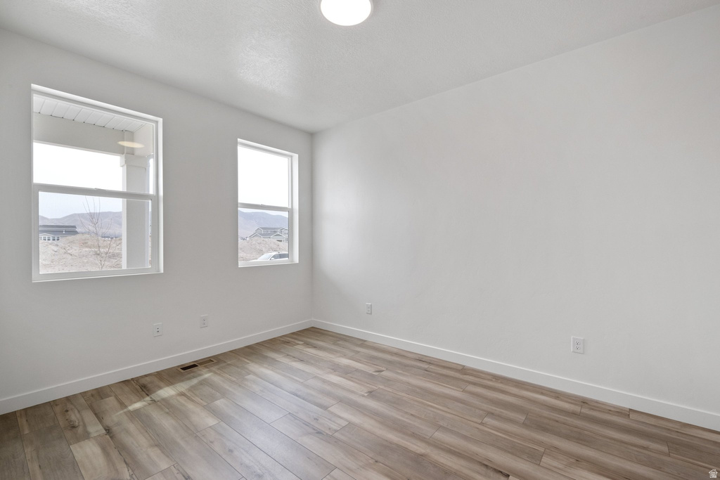 5237 N OLD COBBLE WAY #284 Eagle Mountain, UT 84005