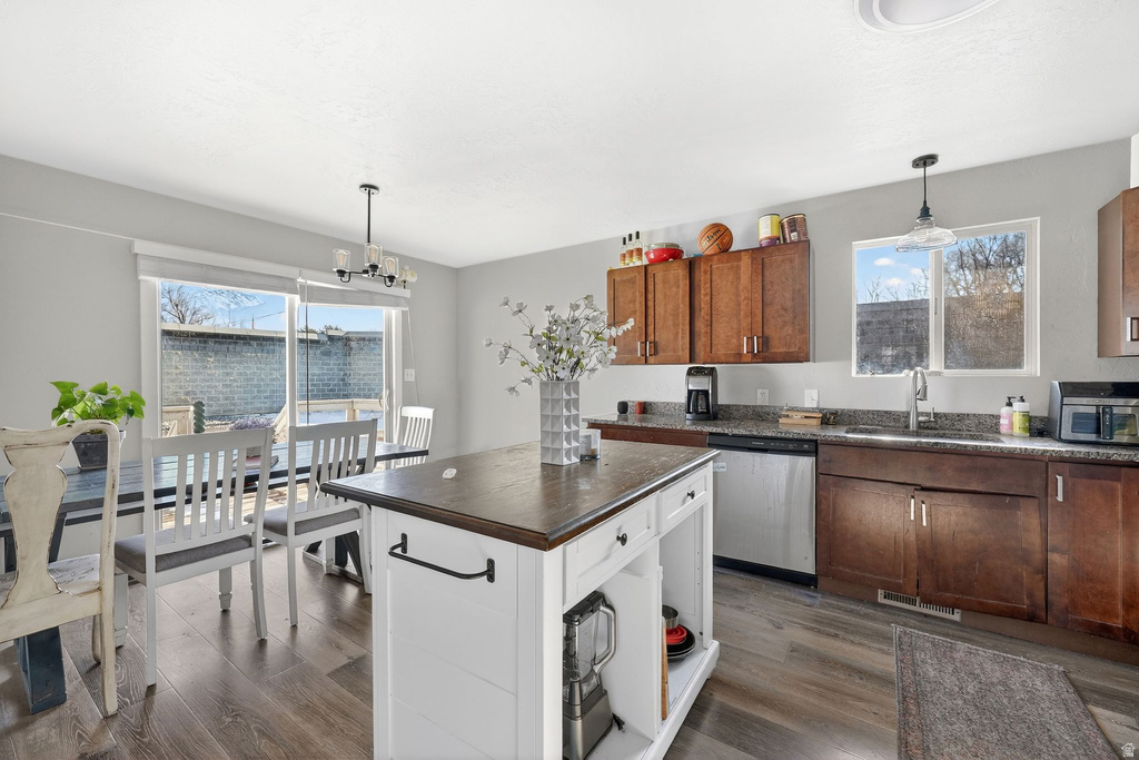 1798 E SUNRISE MEADOW DR Sandy, UT 84093