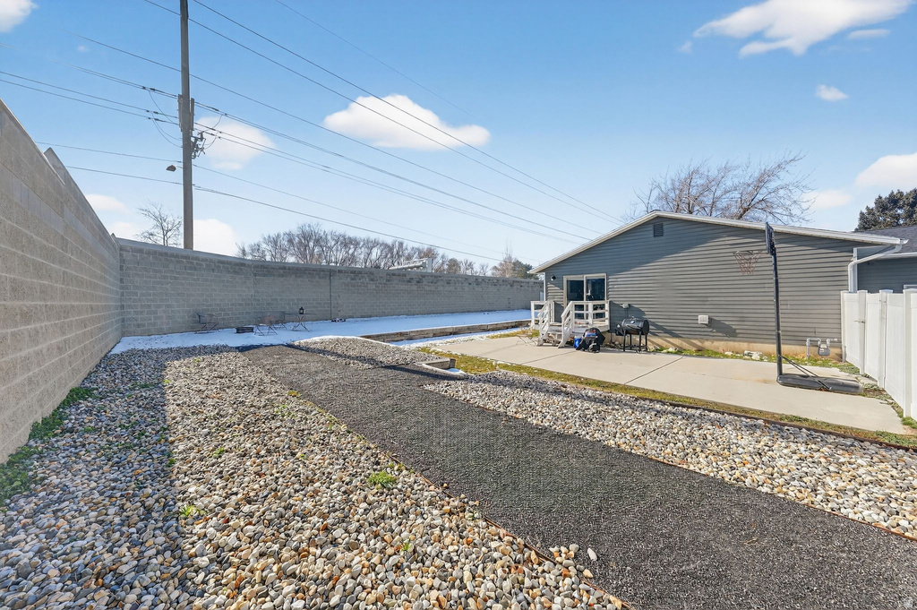 1798 E SUNRISE MEADOW DR Sandy, UT 84093