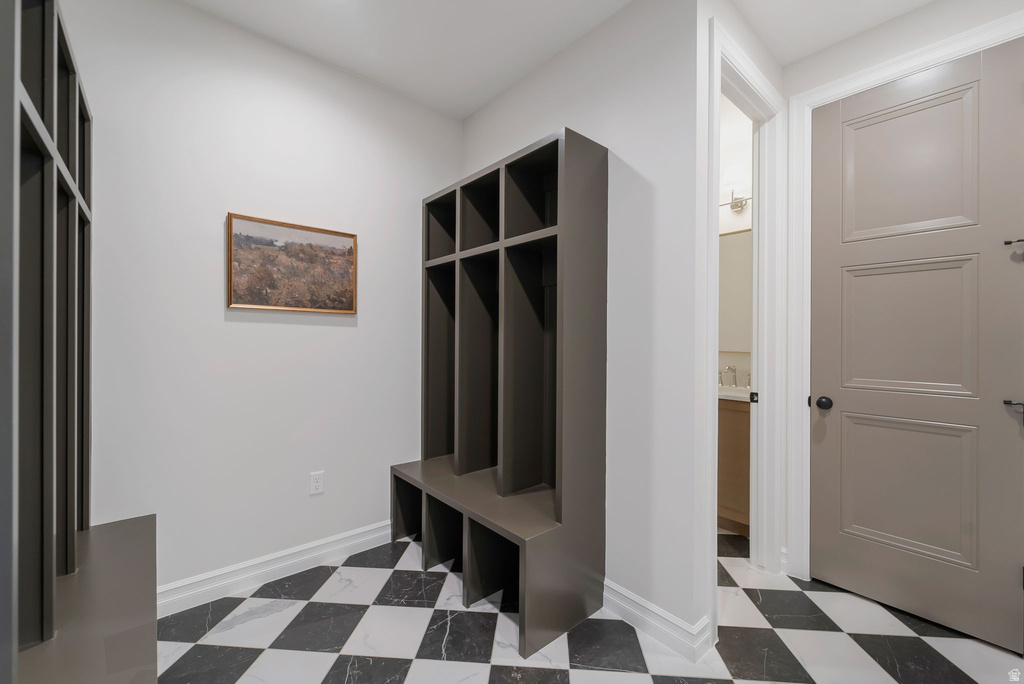 52 W 1630 S Lehi, UT 84043