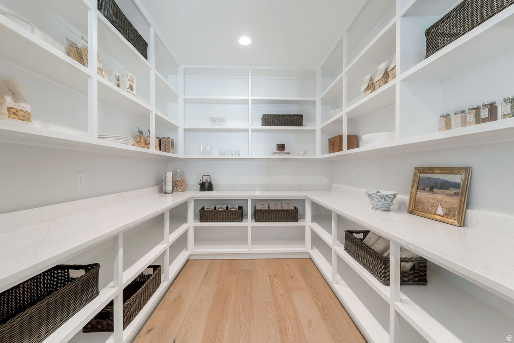 52 W 1630 S Lehi, UT 84043