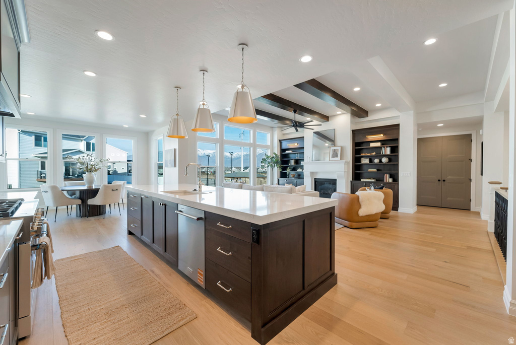 52 W 1630 S Lehi, UT 84043