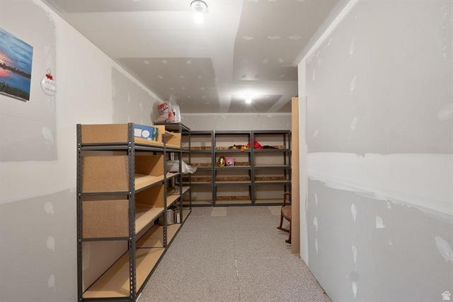 100 MOUNTAIN VIEW DR McCammon, ID 83250