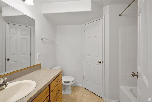 100 MOUNTAIN VIEW DR McCammon, ID 83250