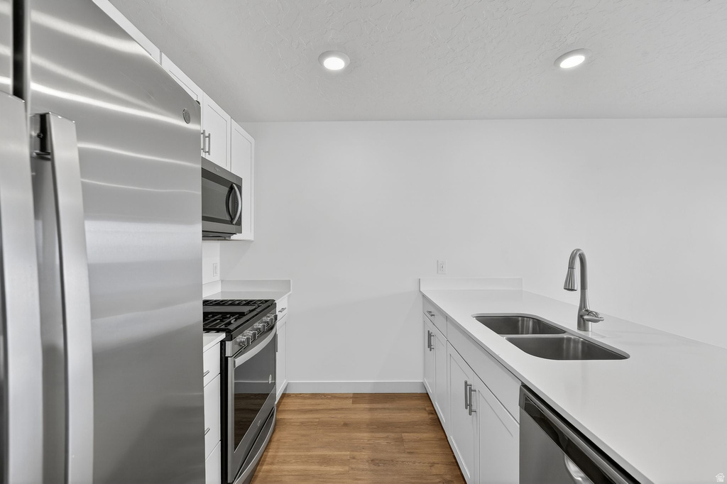 1154 E TRIDENT DR Saratoga Springs, UT 84045