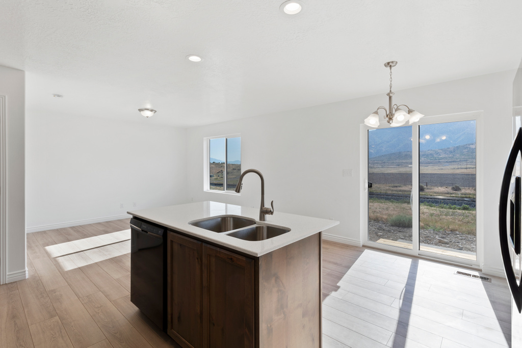 3864 S WOODLAND AVE #304 Mapleton, UT 84664