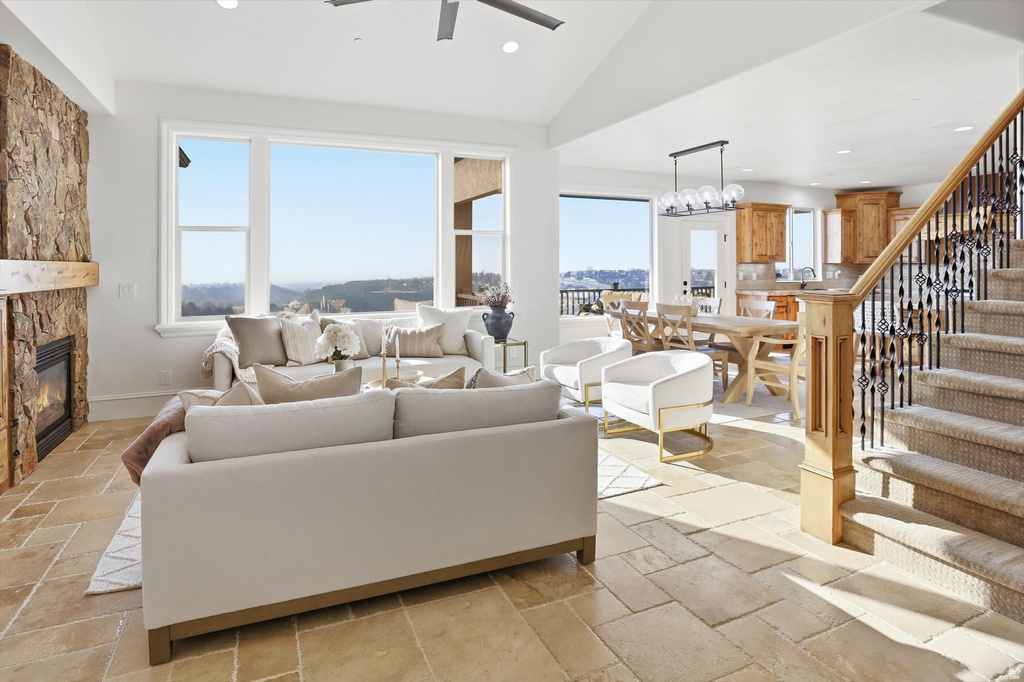 3297 N LAYTON RIDGE DR Layton, UT 84040