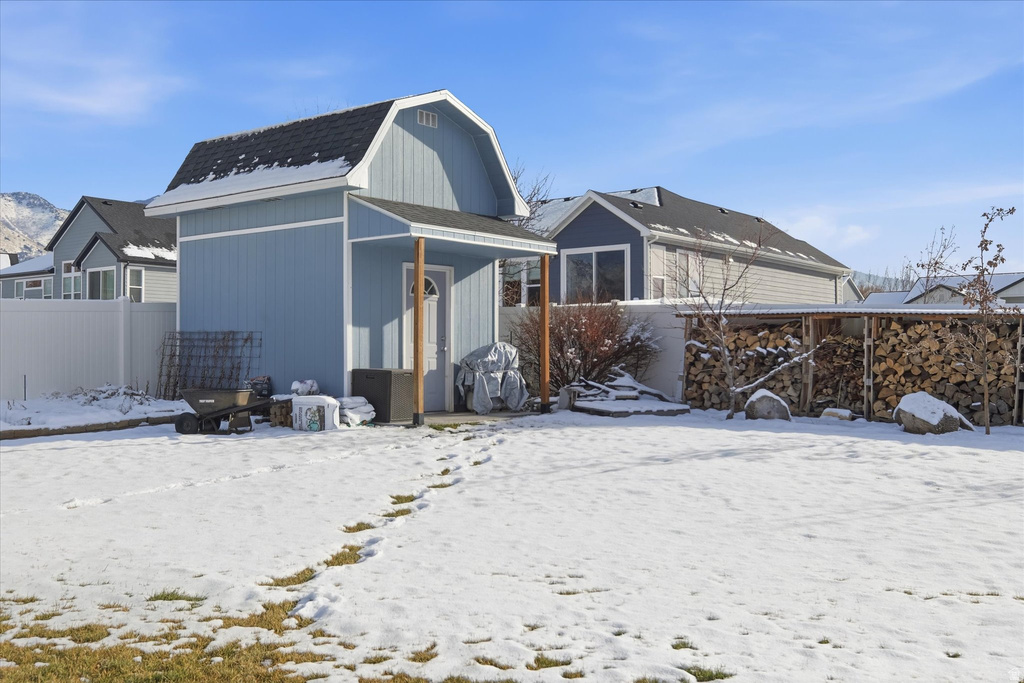 624 E 2100 N North Logan, UT 84341