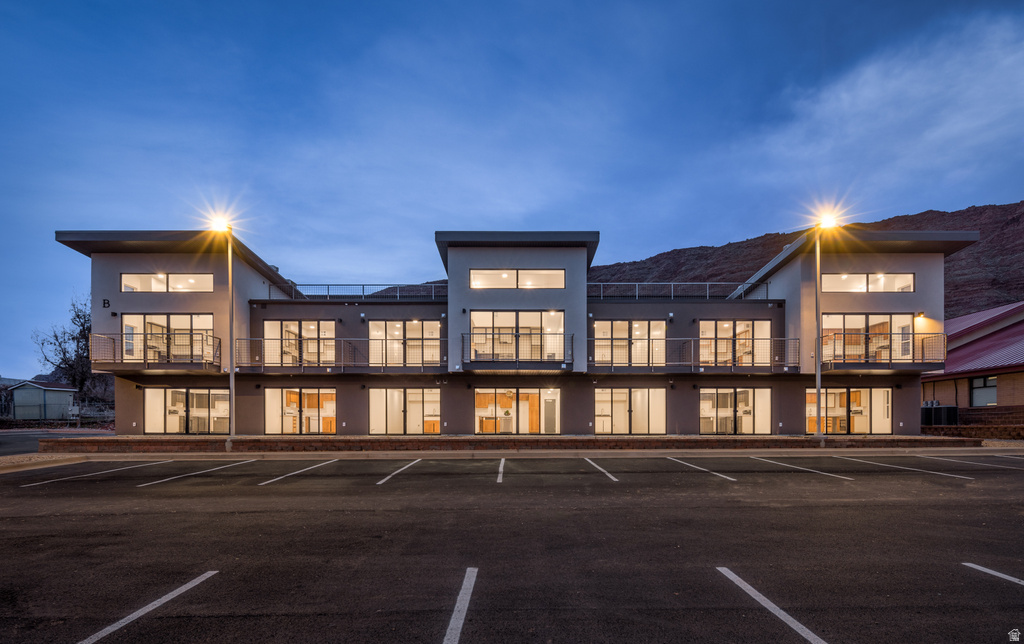 443 KANE BLVD #B301 Moab, UT 84532