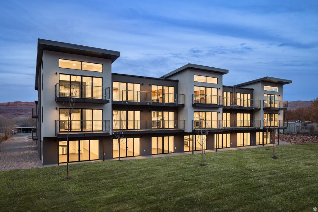 443 KANE BLVD #B301 Moab, UT 84532