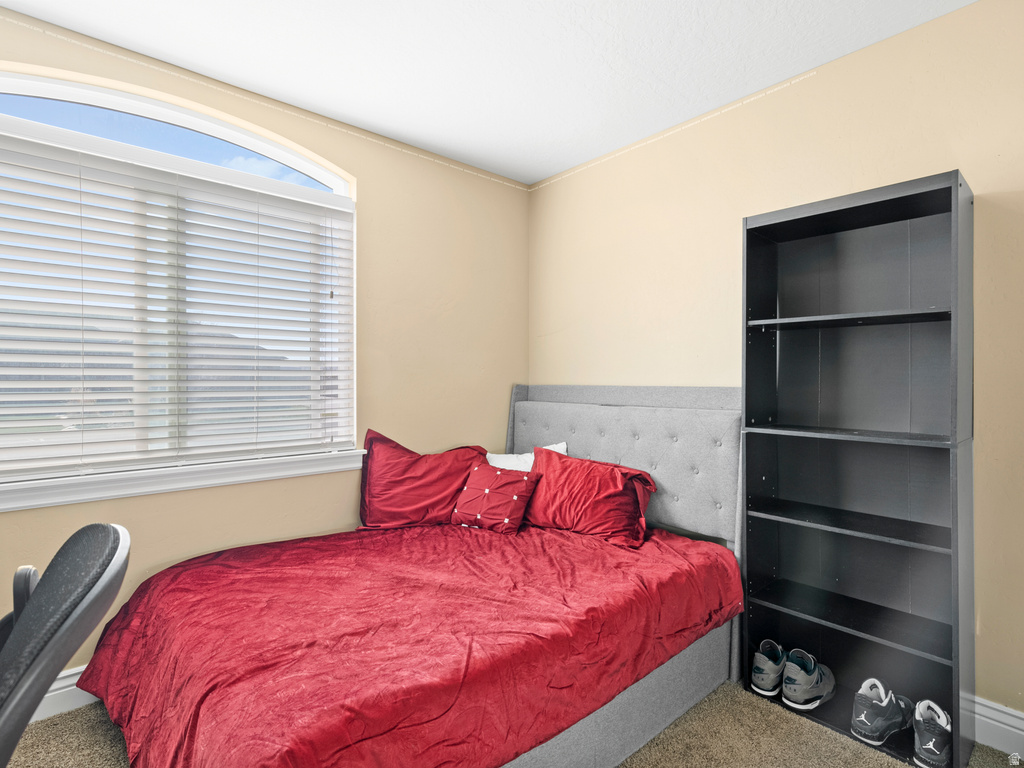 579 E COACH LN Grantsville, UT 84029