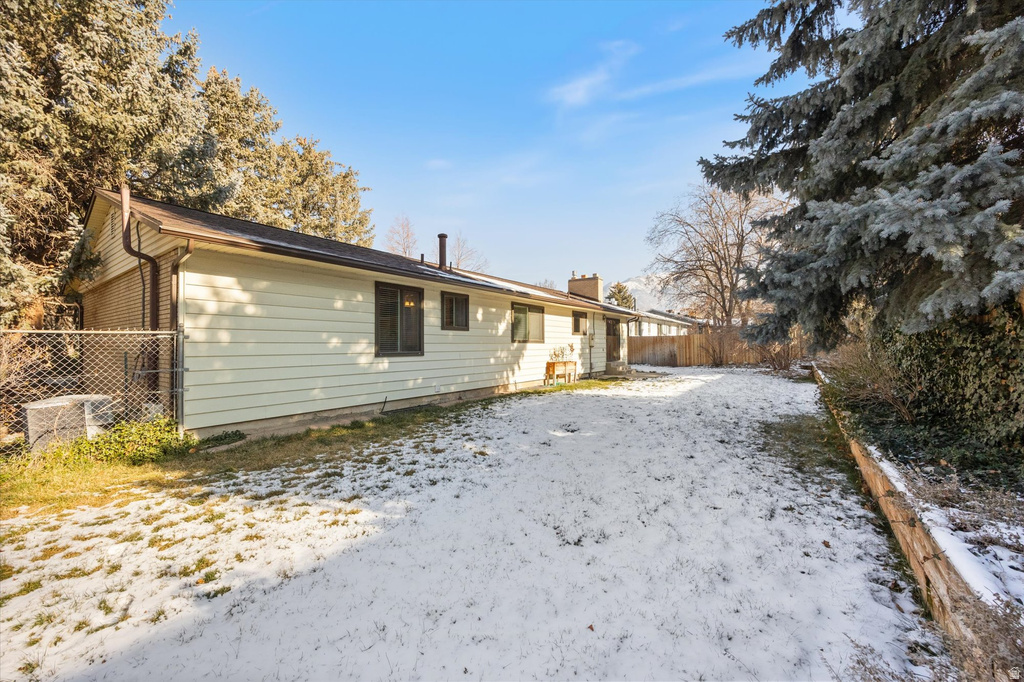 1630 E PLATA WAY Sandy, UT 84093