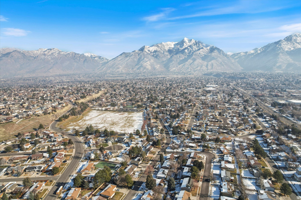 1630 E PLATA WAY Sandy, UT 84093