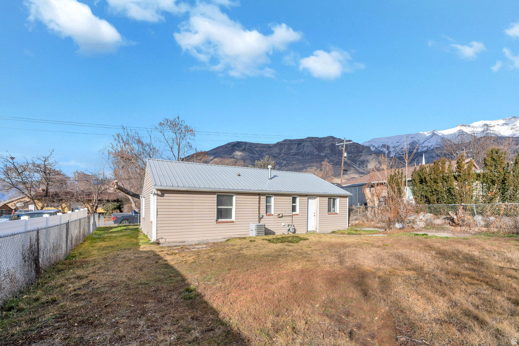 240 GROVE CREEK DR Pleasant Grove, UT 84062