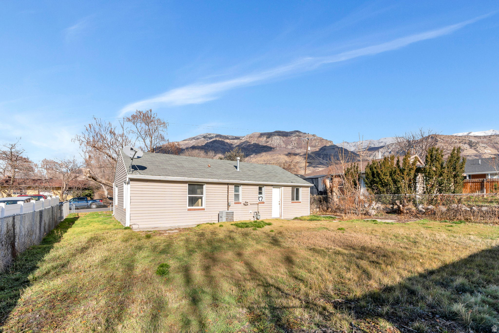 240 GROVE DR Pleasant Grove, UT 84062