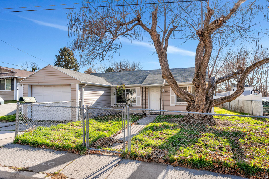 240 GROVE DR Pleasant Grove, UT 84062