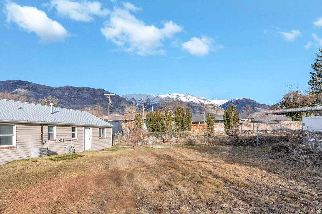 240 GROVE CREEK DR Pleasant Grove, UT 84062