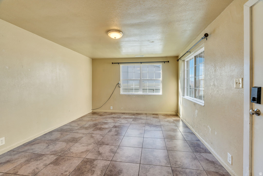 240 GROVE DR Pleasant Grove, UT 84062