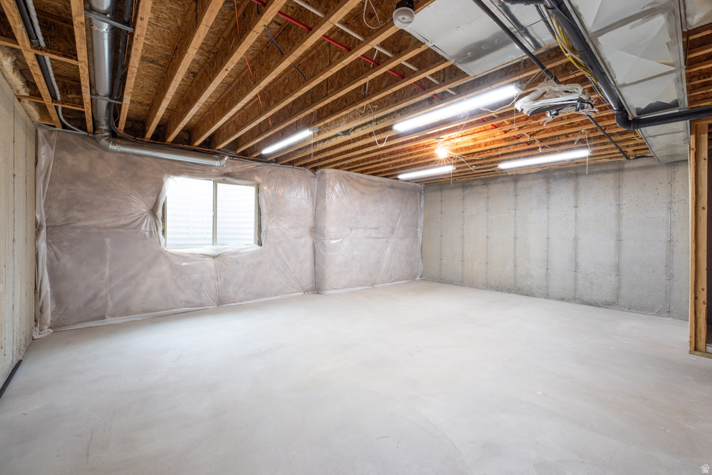 9617 N 4500 W Cedar Hills, UT 84062