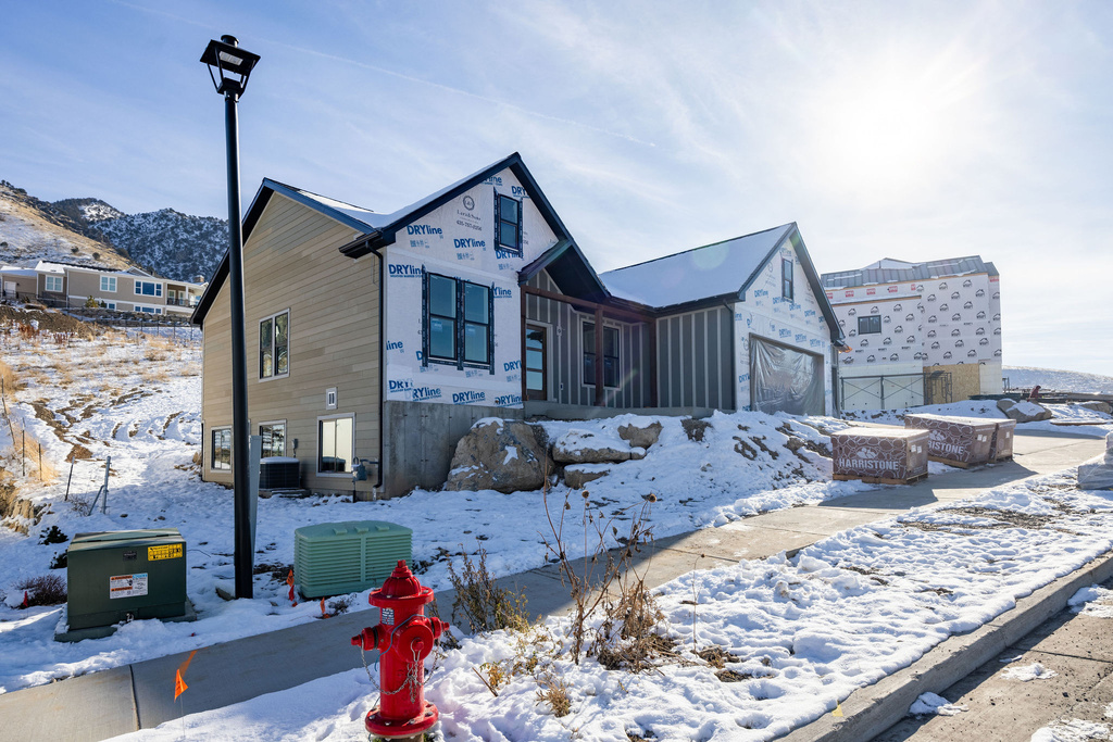 304 N SHERWOOD DR Providence, UT 84332