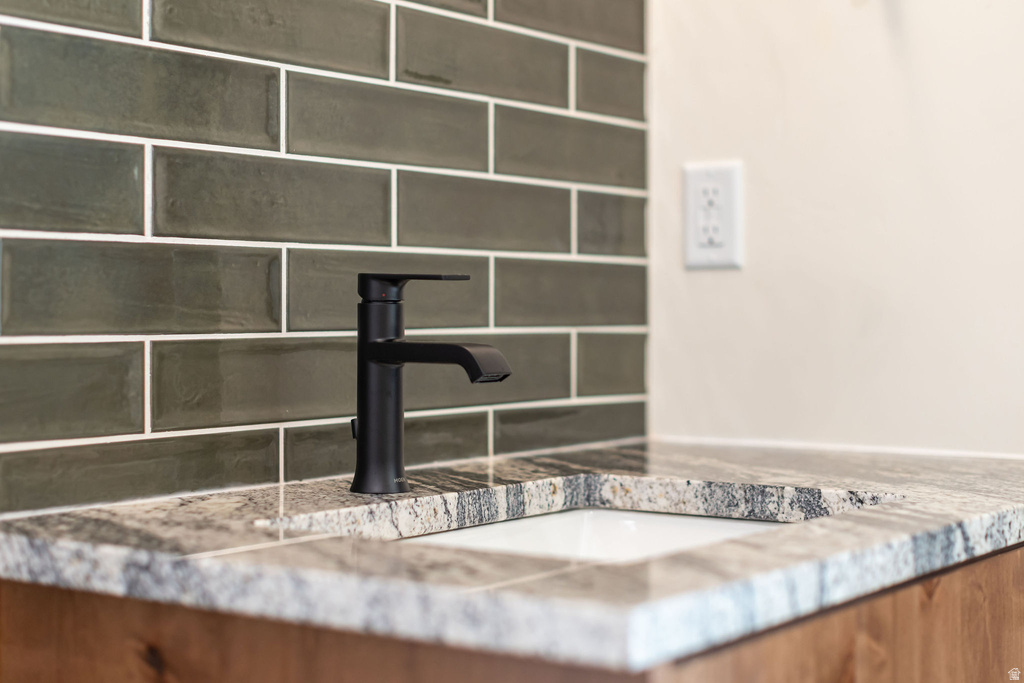 304 N SHERWOOD DR Providence, UT 84332