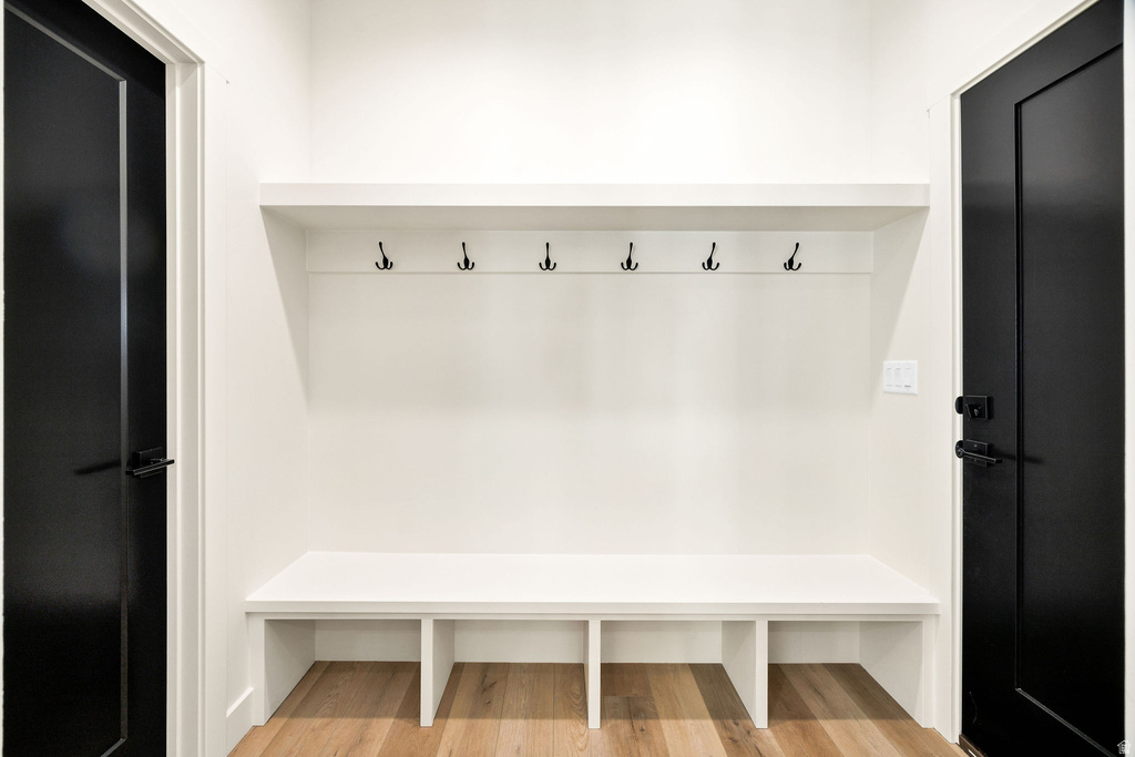 304 N SHERWOOD DR Providence, UT 84332