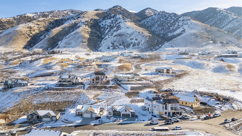 304 N SHERWOOD DR Providence, UT 84332