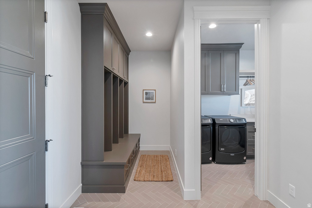 963 S LOUISA DR Saratoga Springs, UT 84045